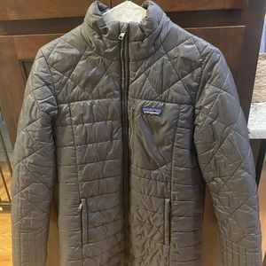 COPY - Women’s Patagonia Radalie coat size M , grey